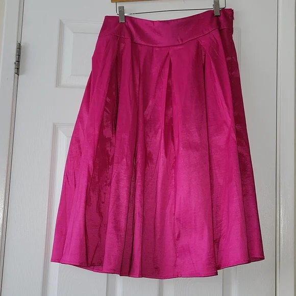 Concepts Women's Skirt - Picture 3 of 6